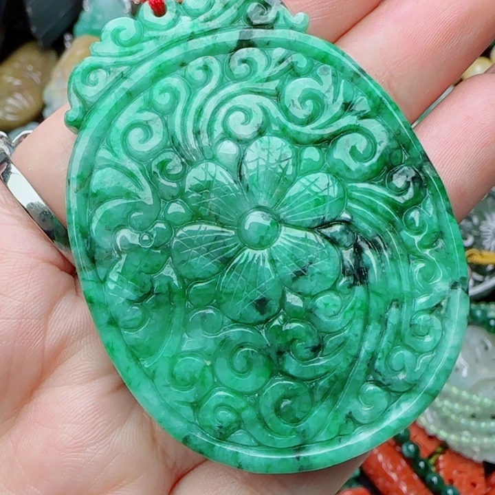 翡翠未镶嵌颈饰天然A货53