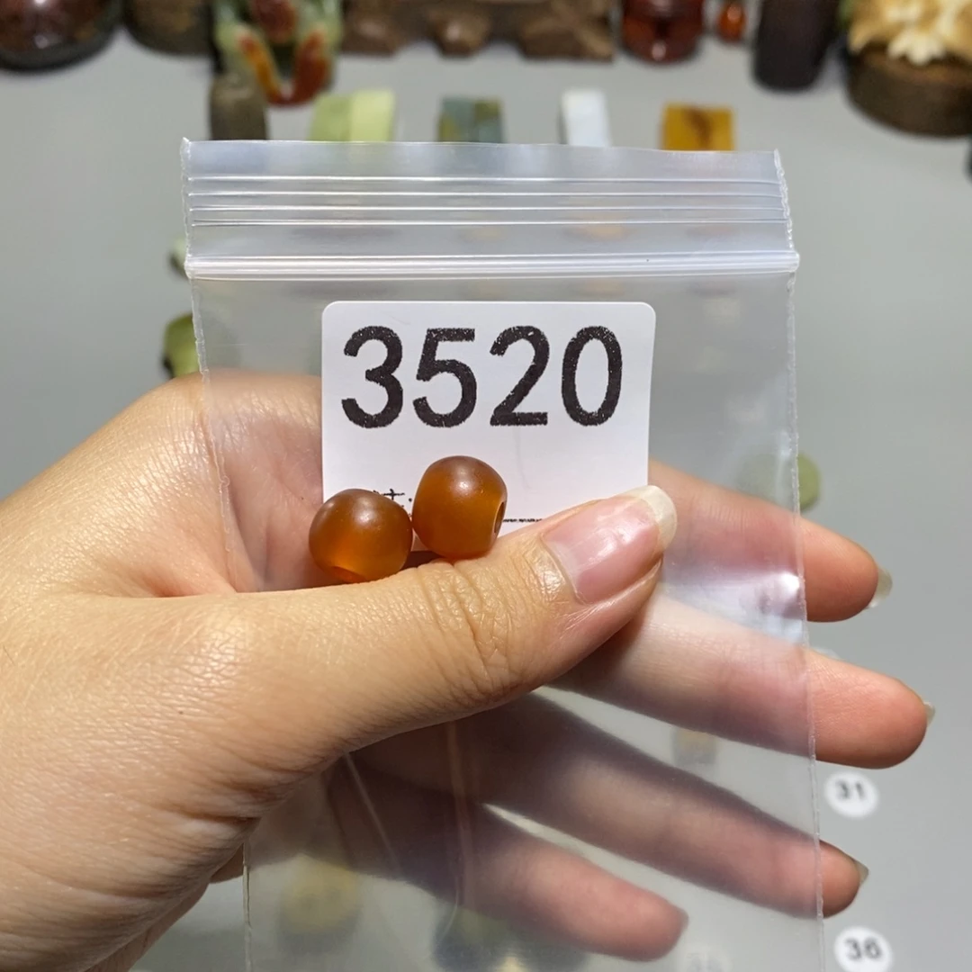 颈饰未镶嵌透闪石质玉唐*唐