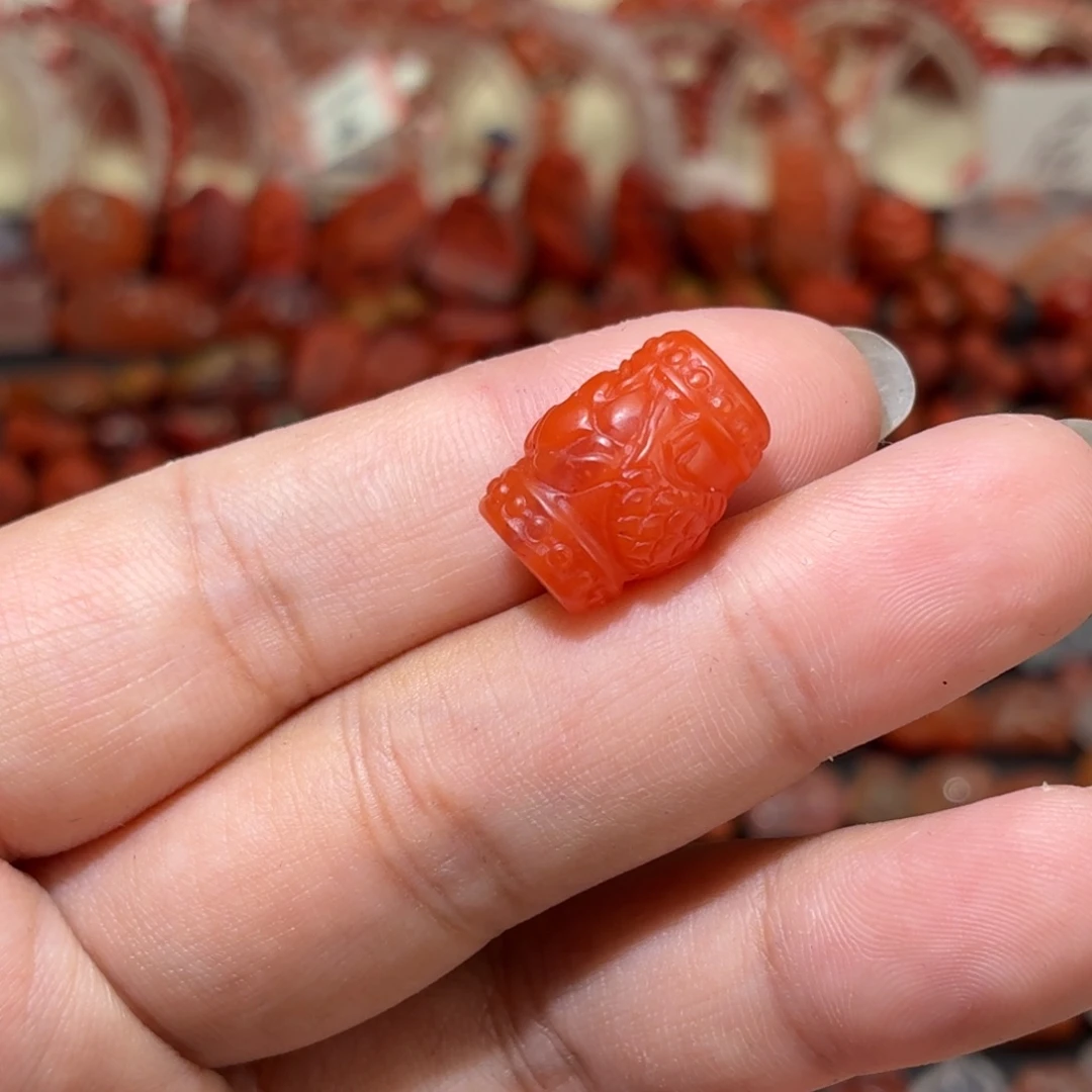 南红玛瑙未镶嵌颈饰11咪雕刻鼓珠