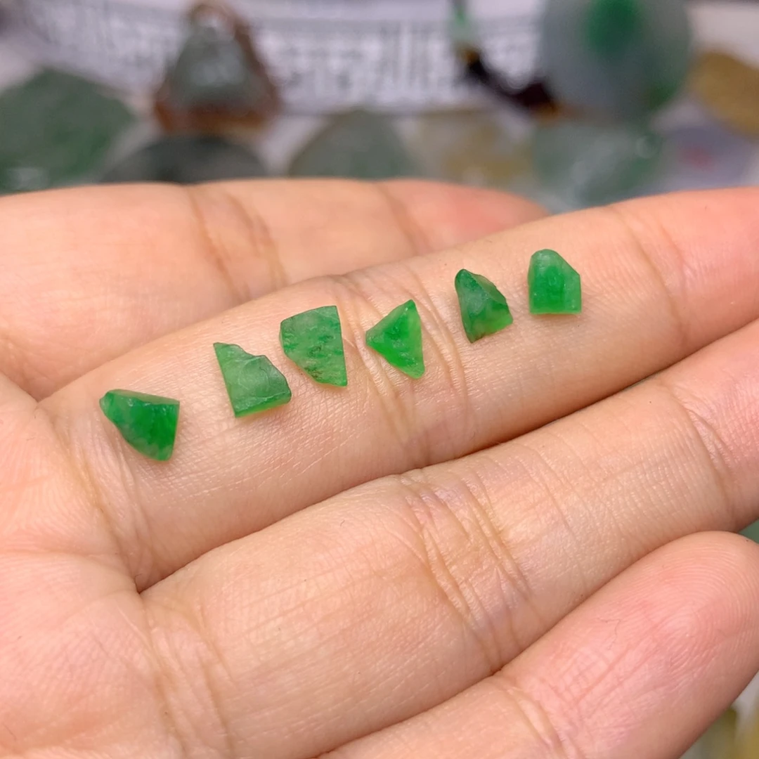 定制翡翠未镶嵌天然翡翠定制