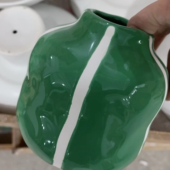 多肉绿植陶瓷花盆9.9包邮，有孔