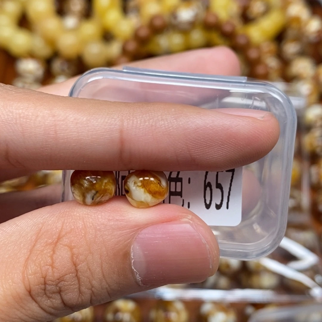把件猴头核桃沁色圆珠老型657