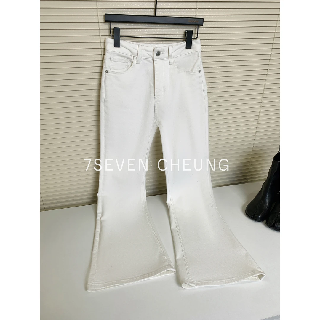 7SEVEN 67%棉+桑蚕丝白色牛仔百搭修身重工显瘦时尚休闲微喇裤