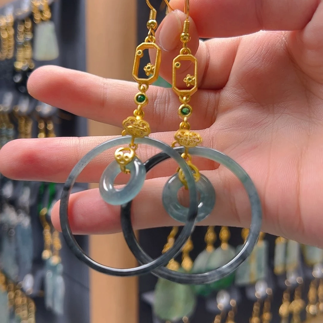 未镶嵌翡翠耳饰翡翠