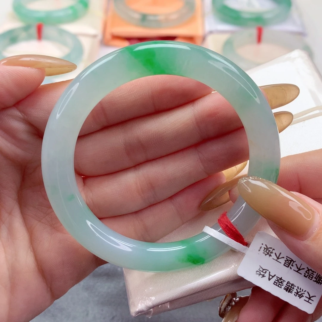 未镶嵌手镯翡翠9907辣目洋子 色标级 正阳绿