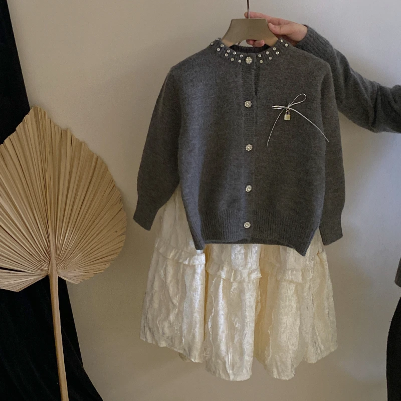 R24583女童水钻蝴蝶结毛衣开衫丝绒蕾丝花边加绒蛋糕半身裙套装潮