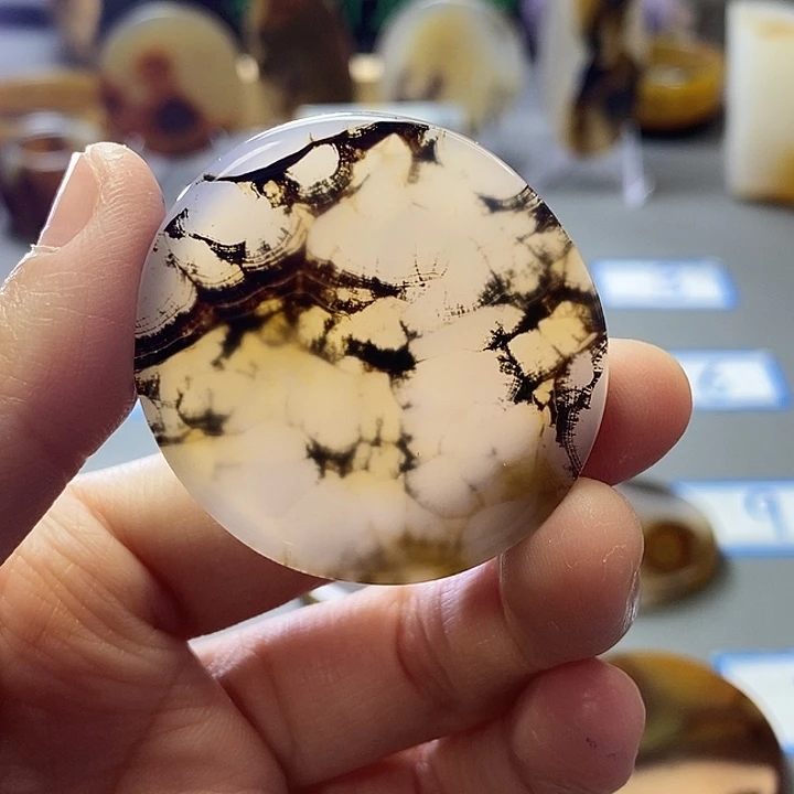 玛瑙/玉髓未镶嵌珠宝半成品22