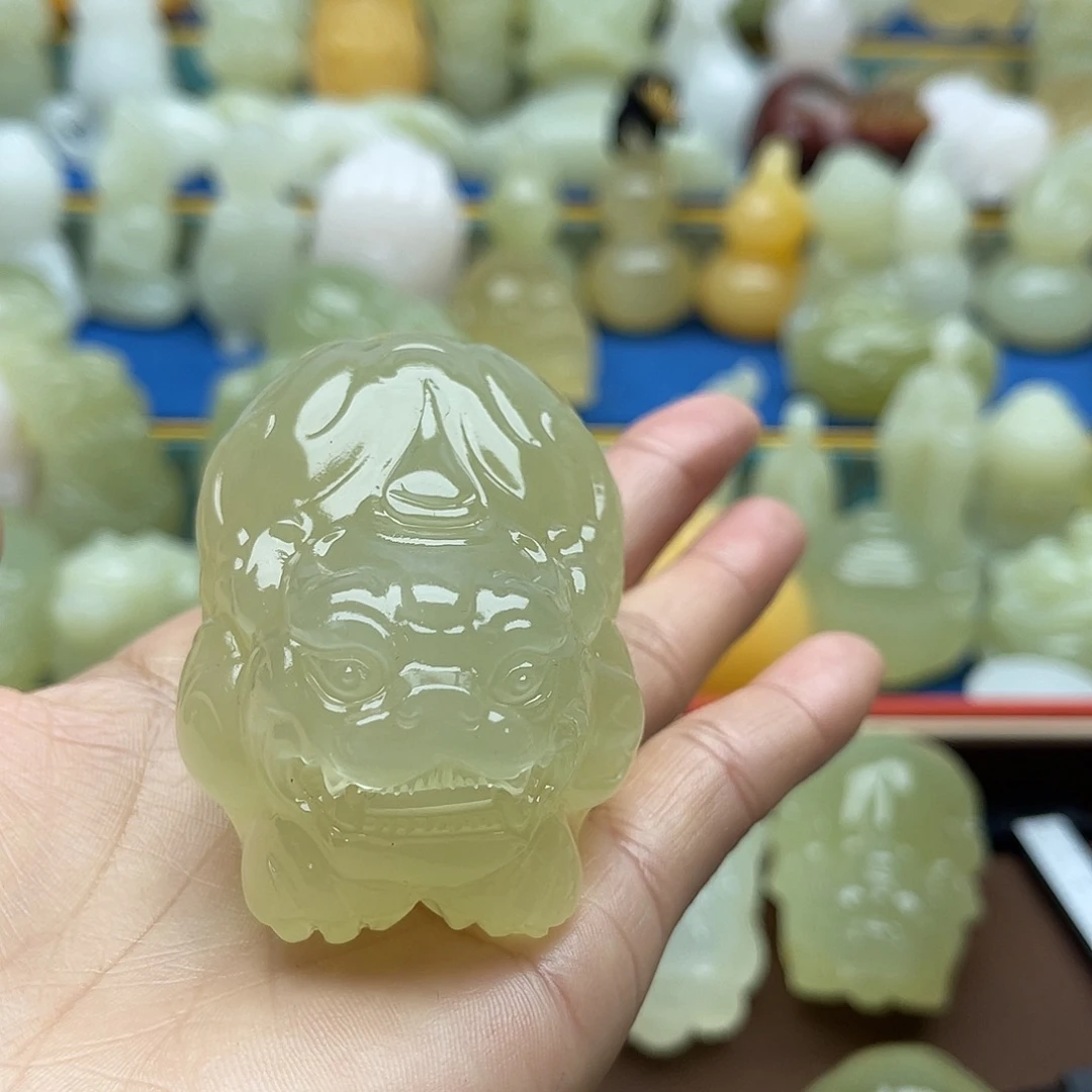 官***高玉，天然桌面小摆件