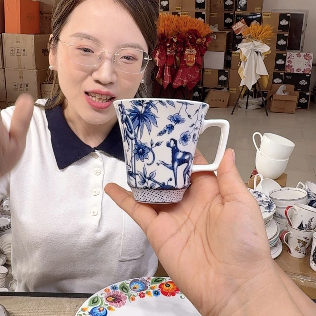 候****骨瓷马克杯330ml 2个外贸骨瓷