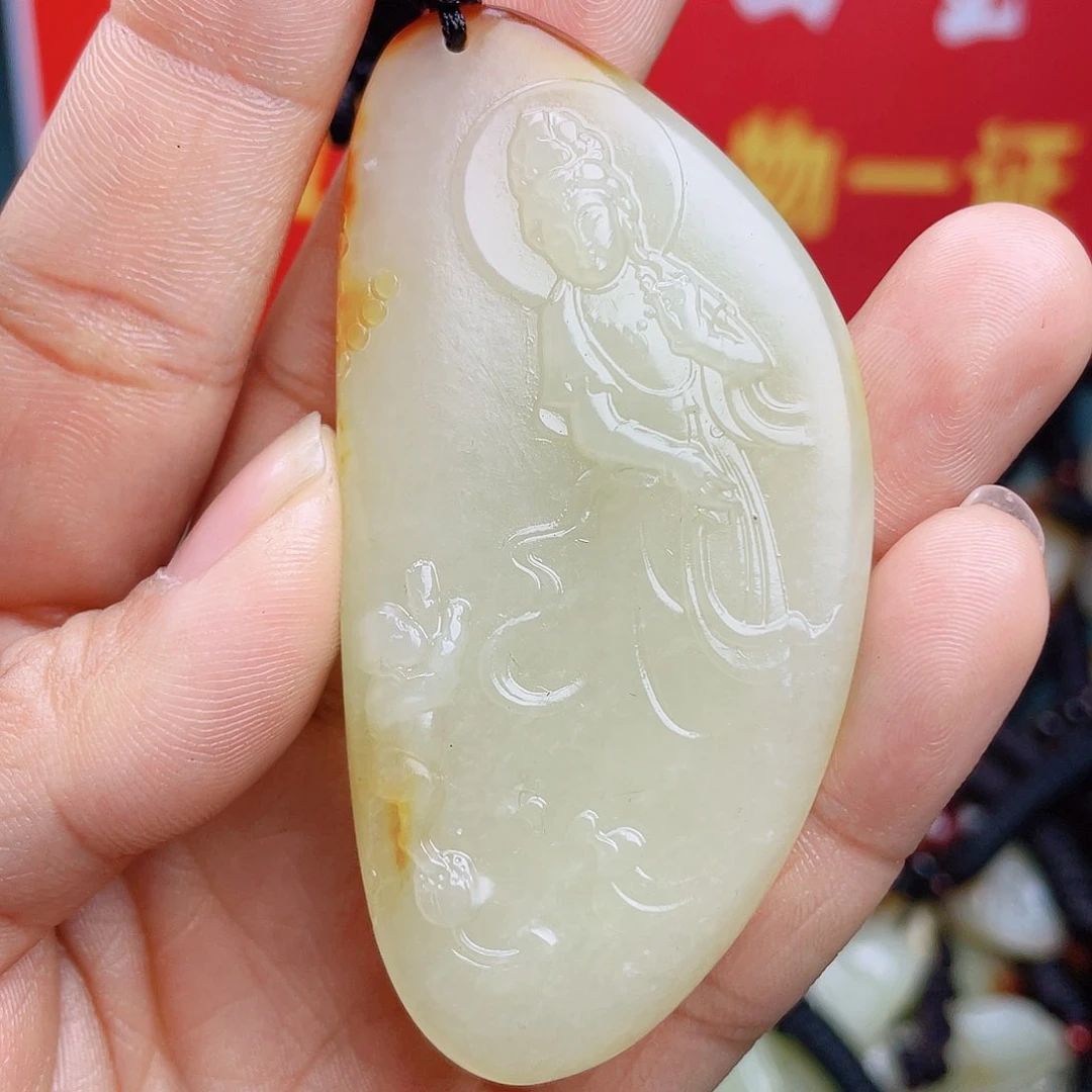 和田玉颈饰未镶嵌