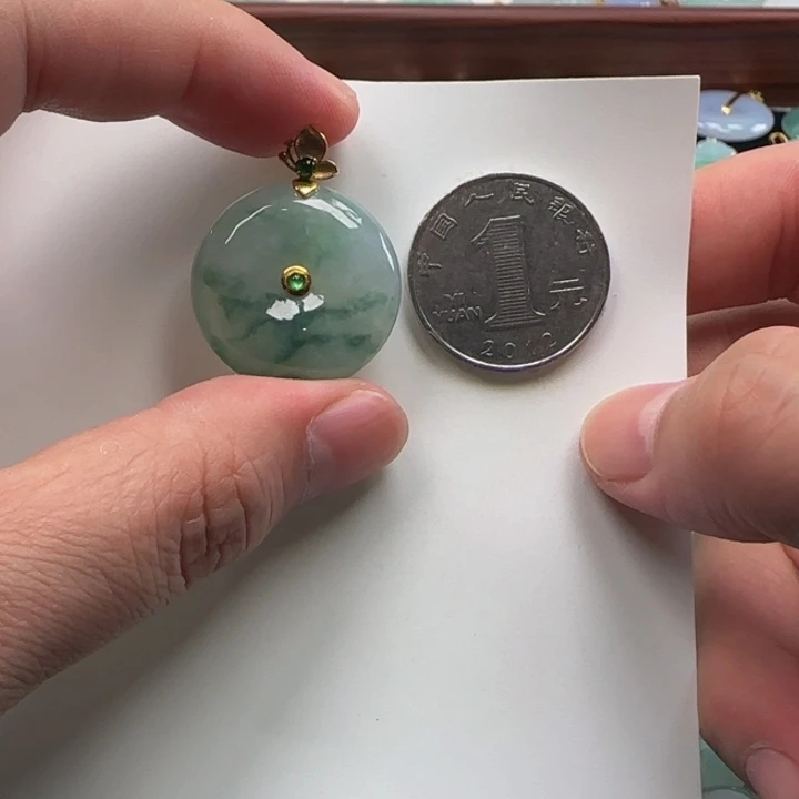 吊坠(不含链)18K金镶嵌翡翠