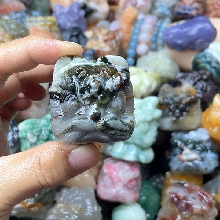 未镶嵌石英质玉珠宝奇石佘太翠墨彩醒狮