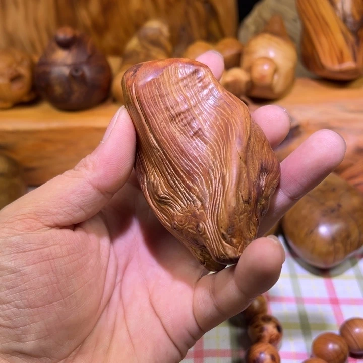 一***言柏木（崖柏）陈化老料手串把件