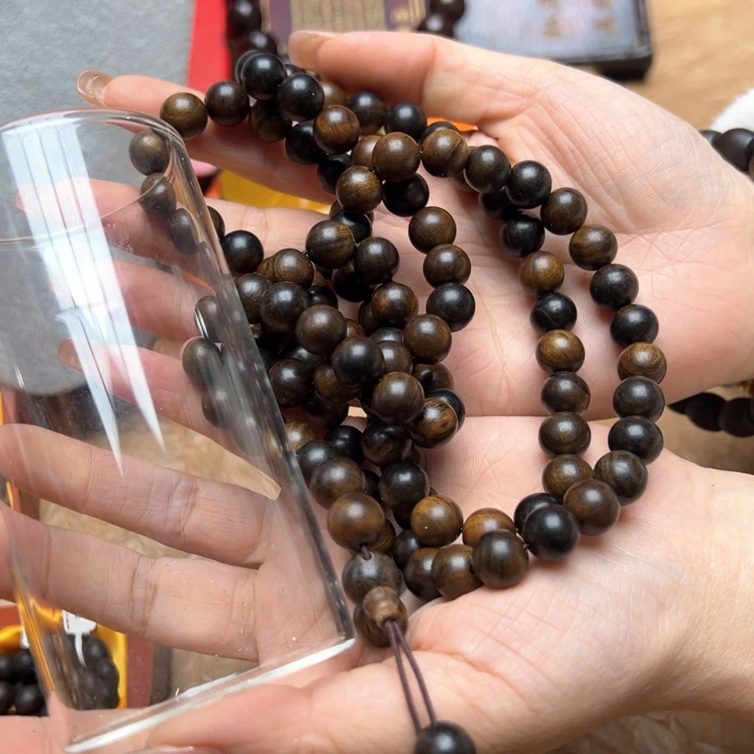 大叶紫檀（黑酸枝木类）