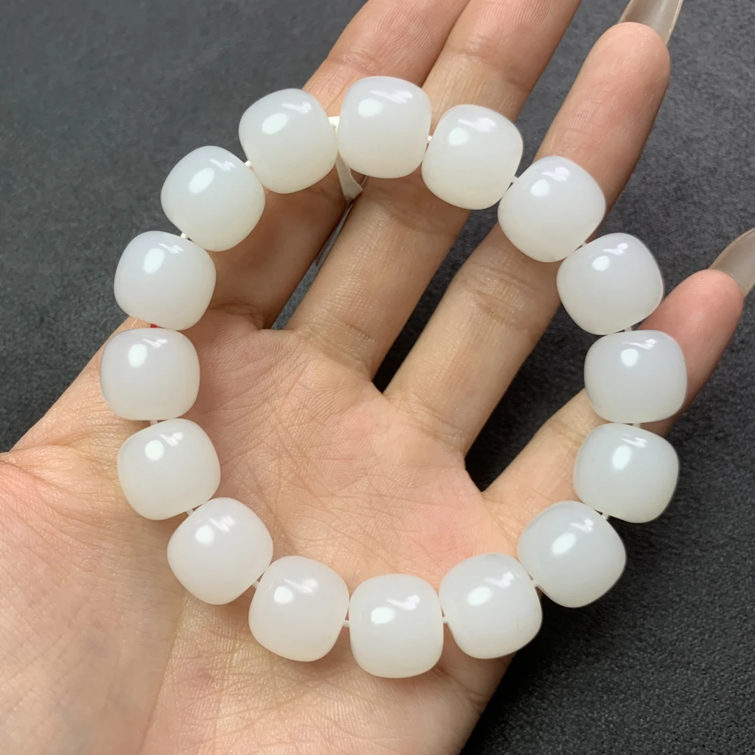 和田玉俄料白玉老型珠手串 14x12.8 R345