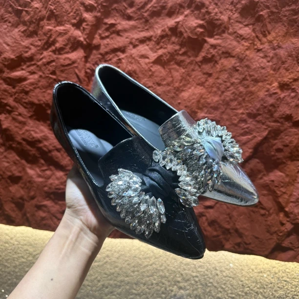 508平跟尖头一脚蹬懒人鞋蝴蝶单鞋时尚跟鞋甜辣千金风