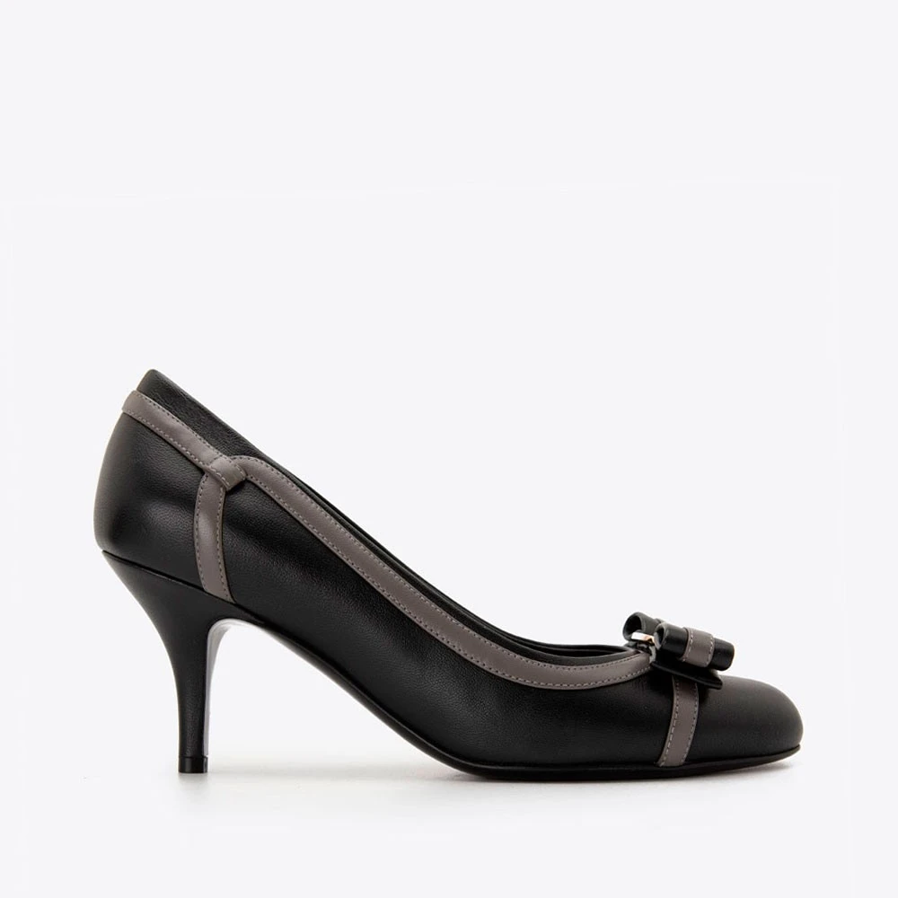 FERRAGAMO菲拉格慕羊皮一脚蹬女时尚细跟高跟鞋凉鞋747684