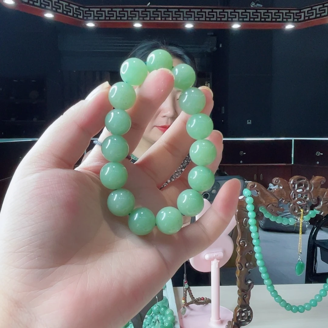 密玉（石英质玉）未镶嵌颈饰