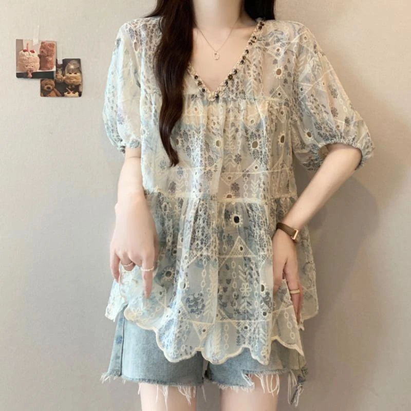 法式镂空V领雪纺短袖衬衫女夏薄款大尺码胖mm超好看漂亮娃娃衫上