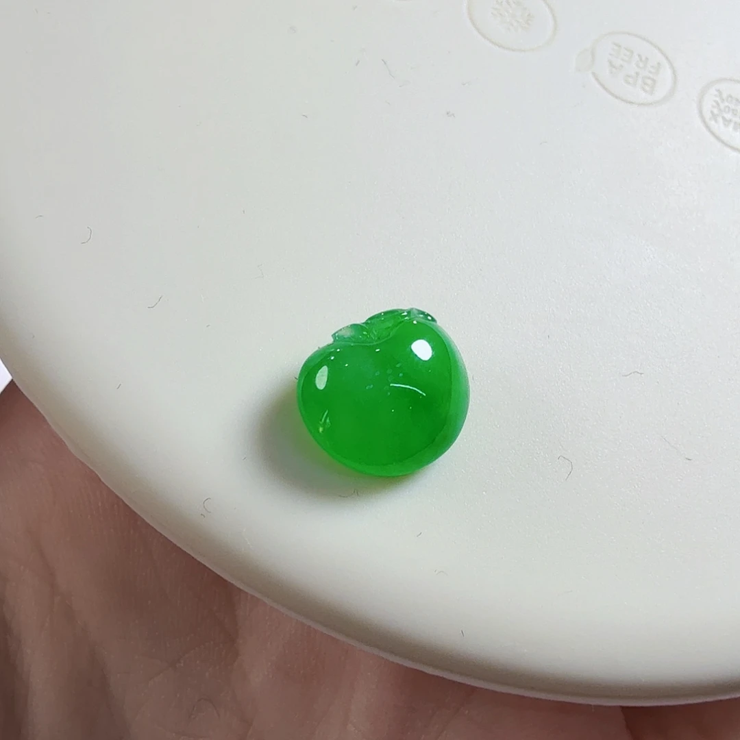 翡翠未镶嵌颈饰特价绿苹果