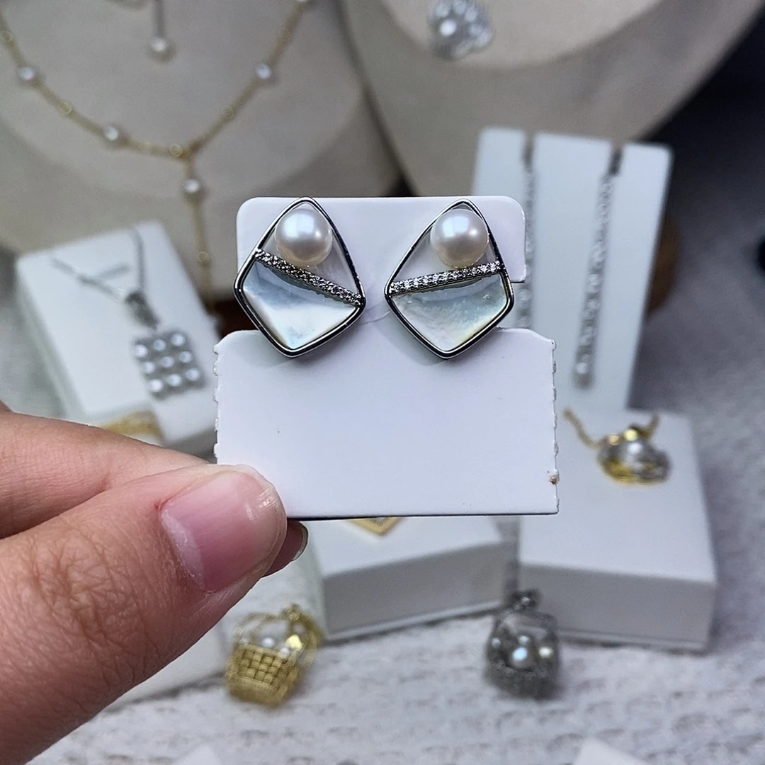 耳饰银S925镶嵌淡水珍珠