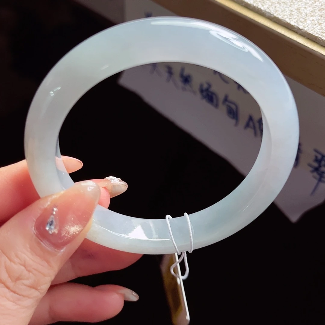 翡翠未镶嵌手镯手镯