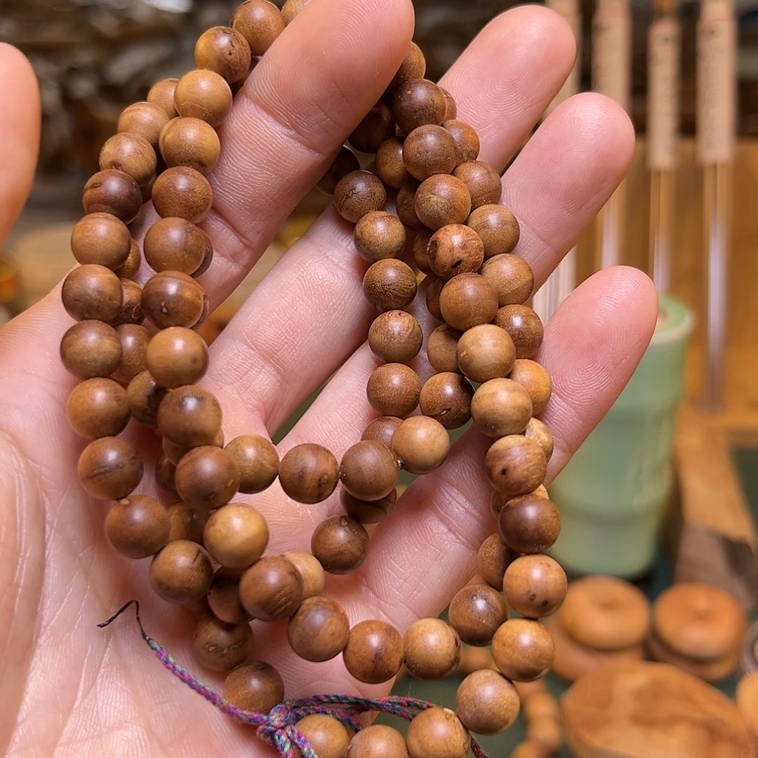 檀香木其他0.8/108颗微瑕多圈随机发一