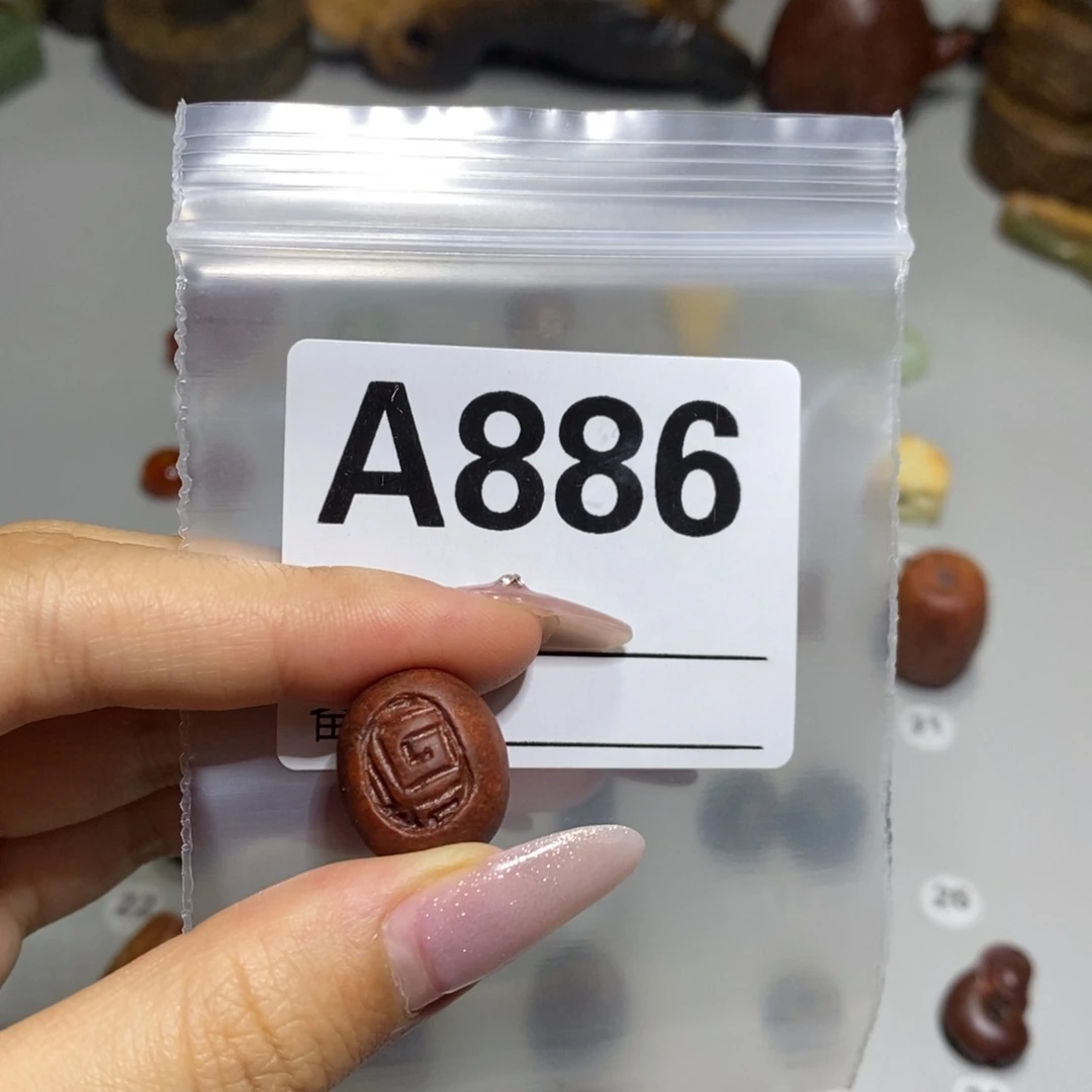 蛇纹石玉合金颈饰满*?