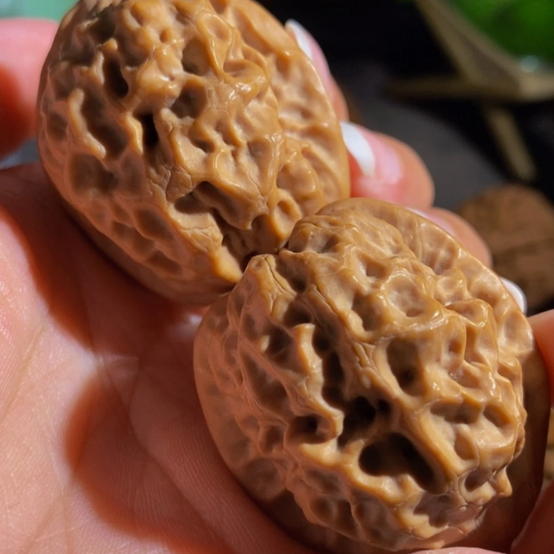 【闪购商品】吊坠文玩核桃蛤蟆眼