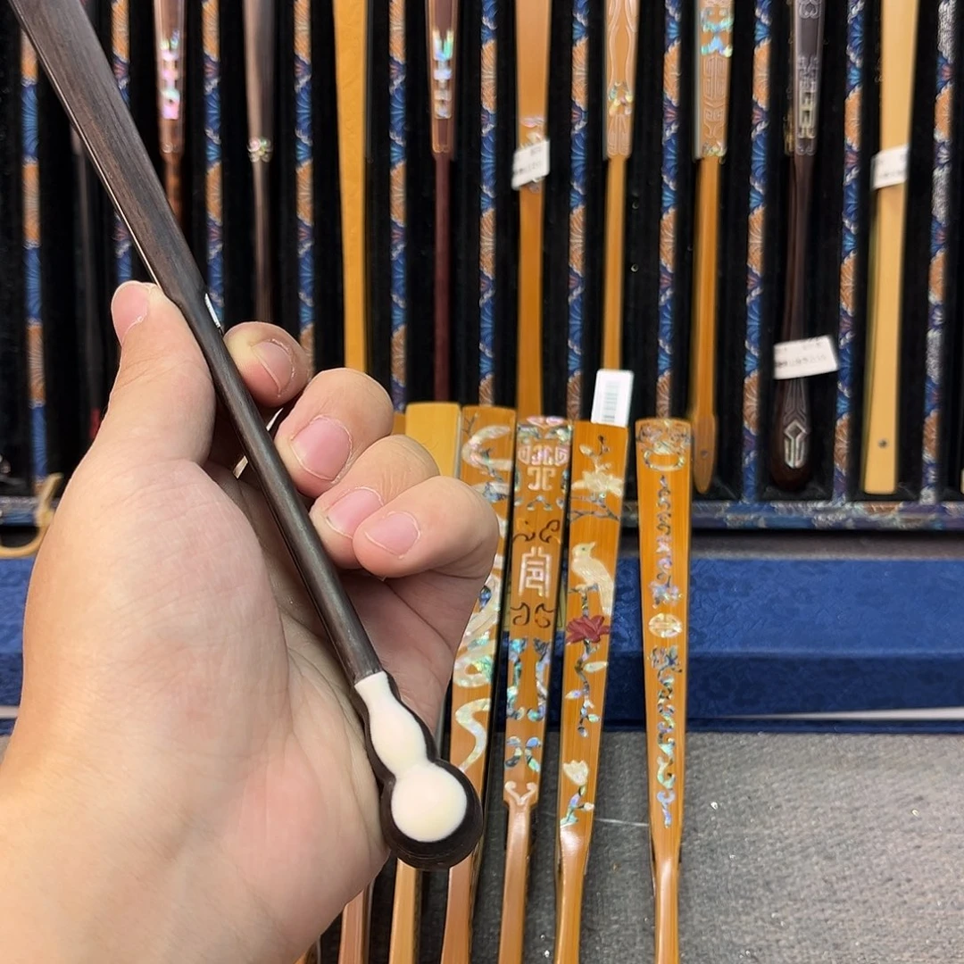 扇子不**苶纯手工制作的
