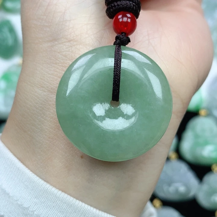 翡翠颈饰未镶嵌天然翡翠a货