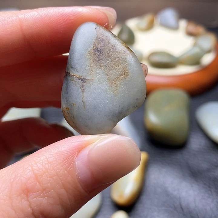 和田玉颈饰未镶嵌9