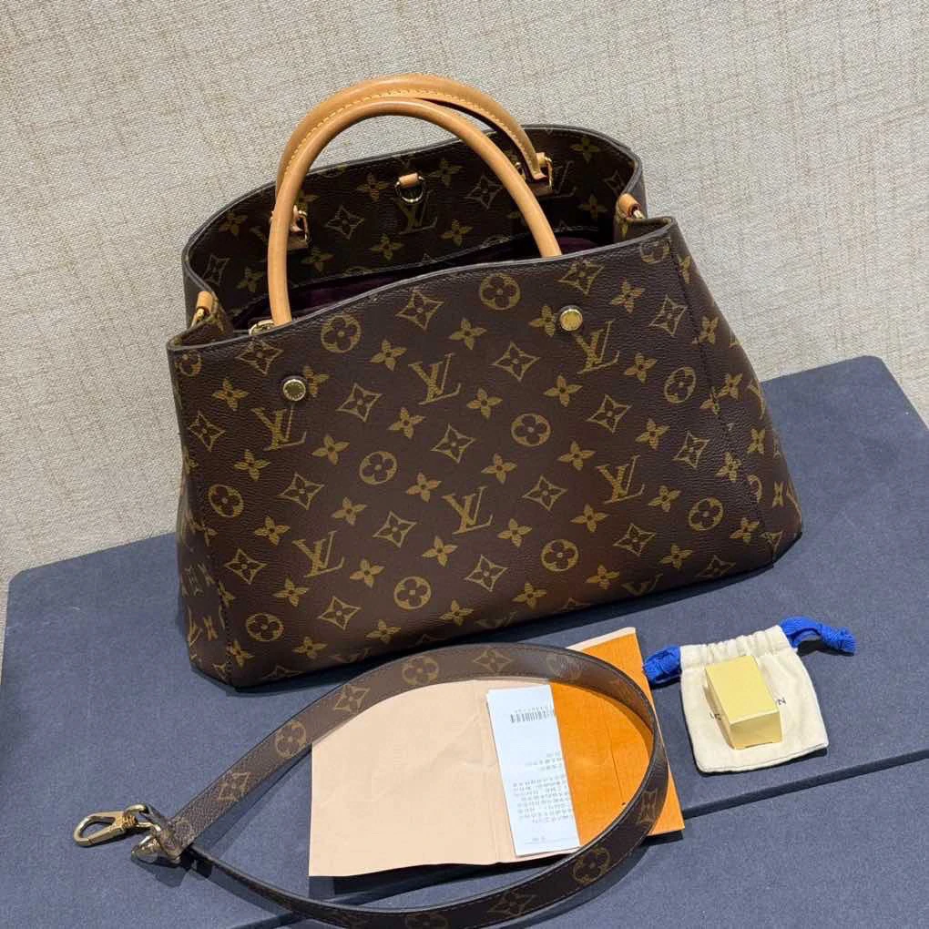 95新 LouisVuitton/路易威登 老花蒙田中号手提包
