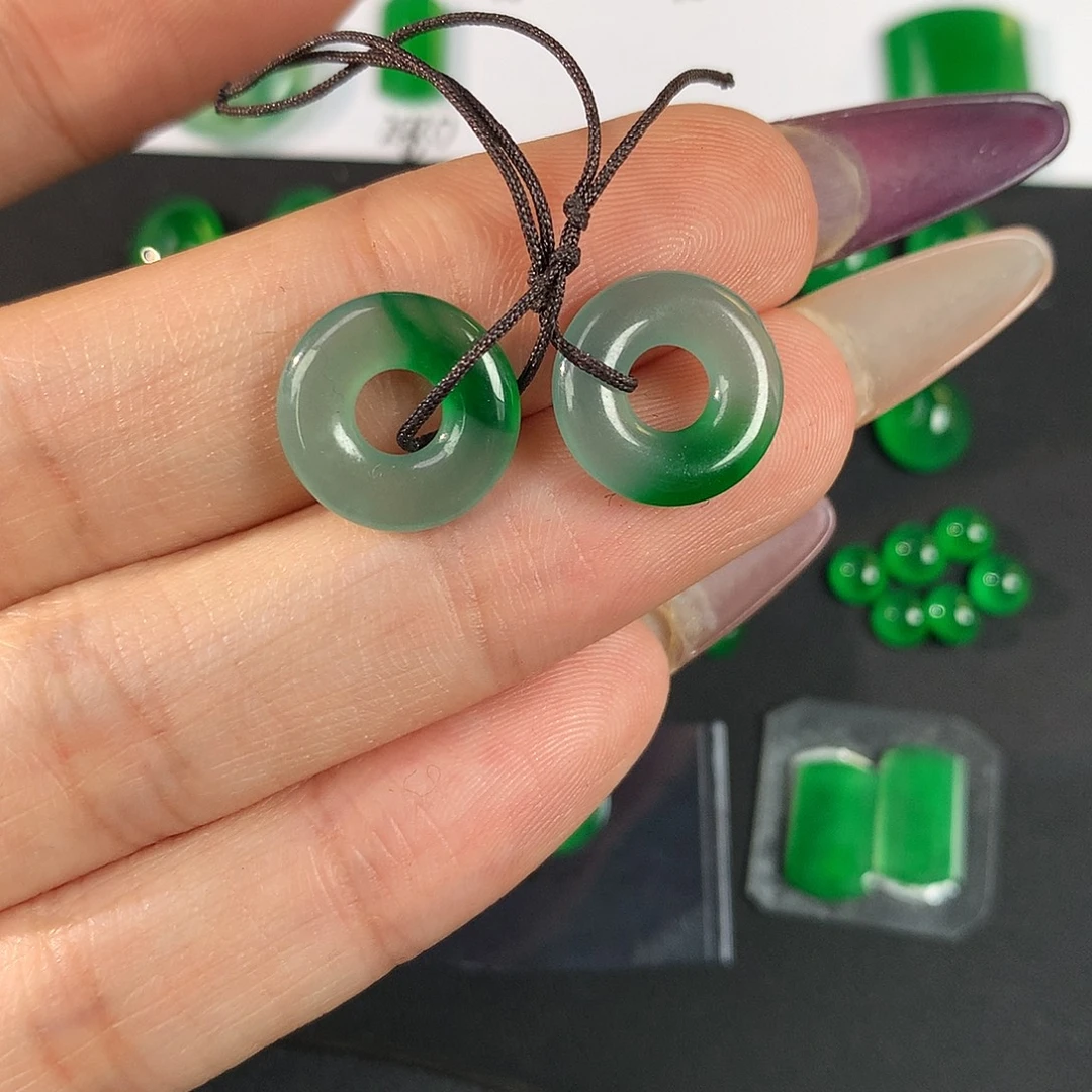 翡翠散珠12.4 2.5翡翠