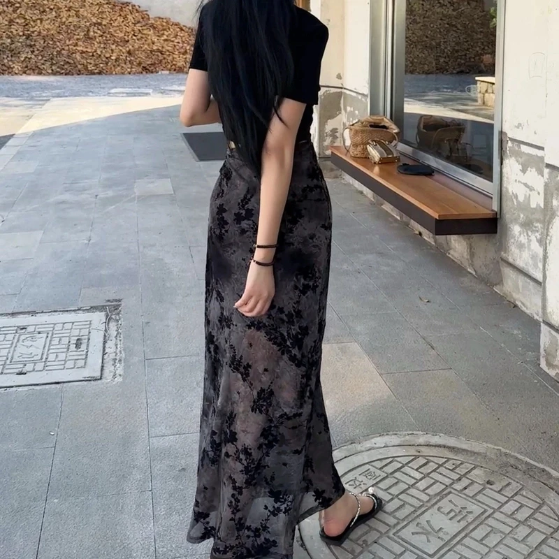 暗梅夏季新款复古设计感半身裙显瘦碎花气质高腰性感开叉长裙