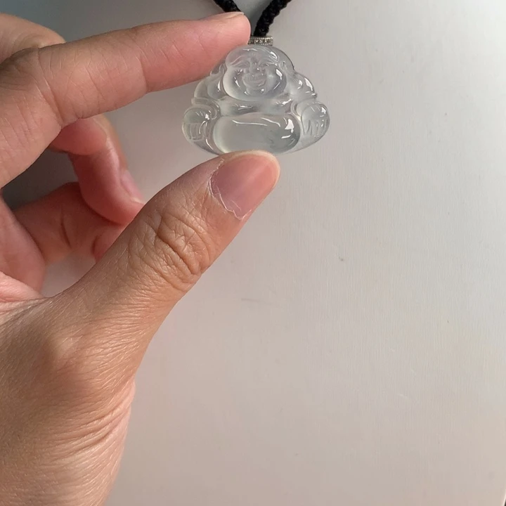 翡翠挂件未镶嵌….