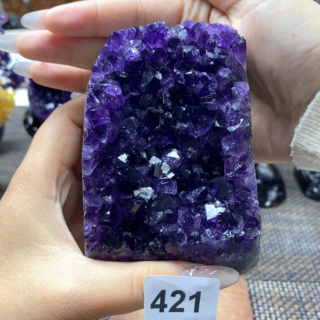 紫晶未镶嵌大型摆件（非配饰）