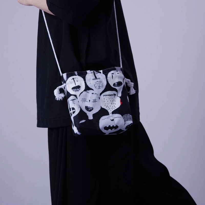 无则艺【抽绳包】黑百相便携布包长绳包休闲百搭印花环保轻便学生