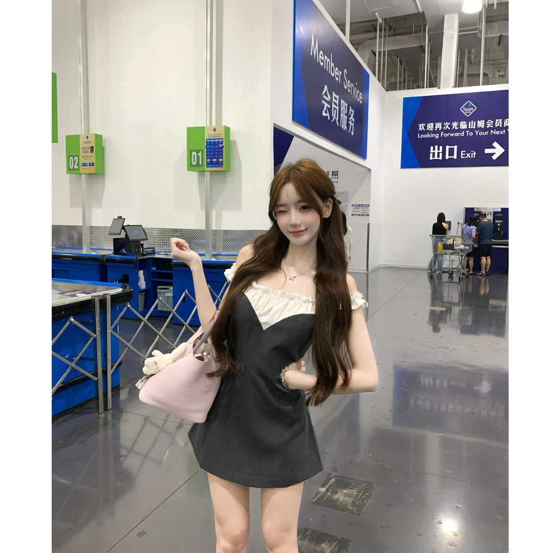 XUAN璇璇【纯氧少女】设计感撞色拼接一字肩连衣裙‘LWJ25B2Q1797