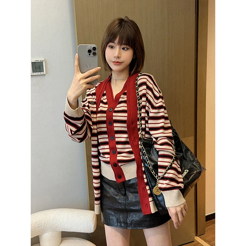 6.27（非7天，不退换，介意者勿下单 ）条纹复古羊毛开衫+套头+马甲