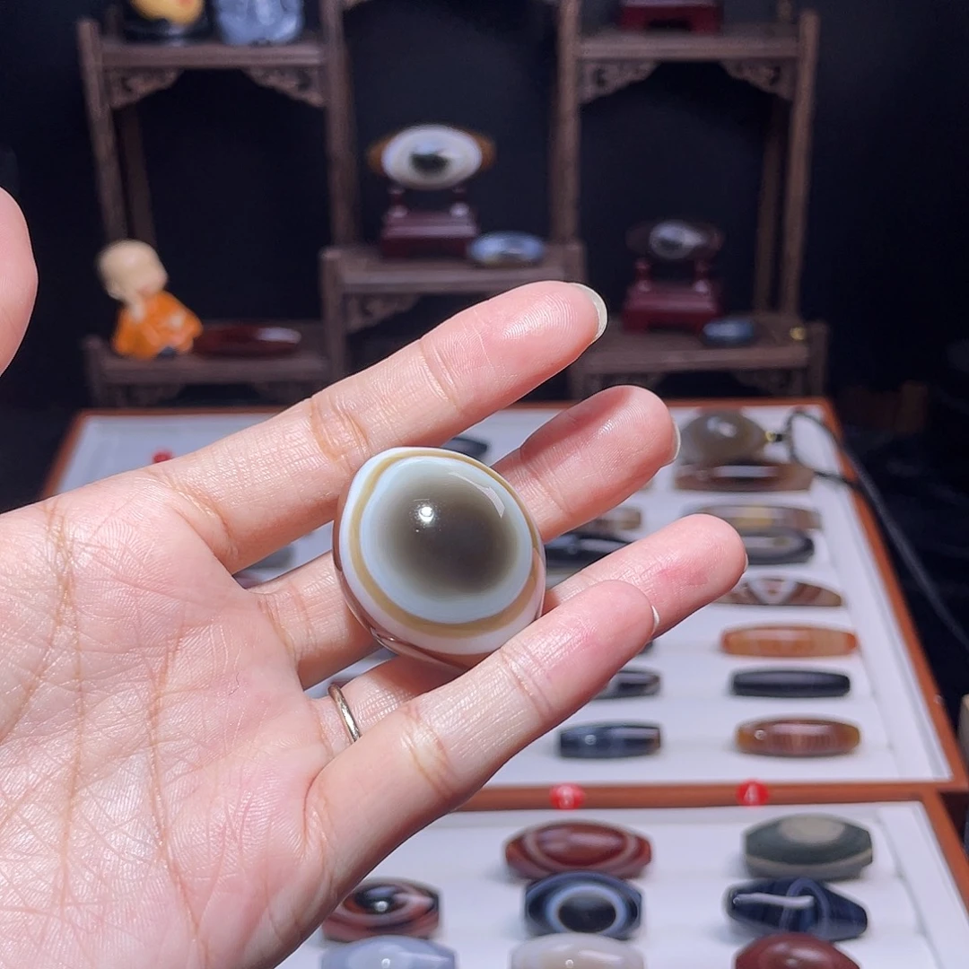 M****玛瑙/玉髓未镶嵌吊坠(赠链)