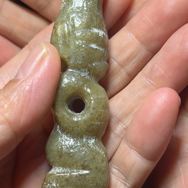 颈饰未镶嵌和田玉（糖玉）