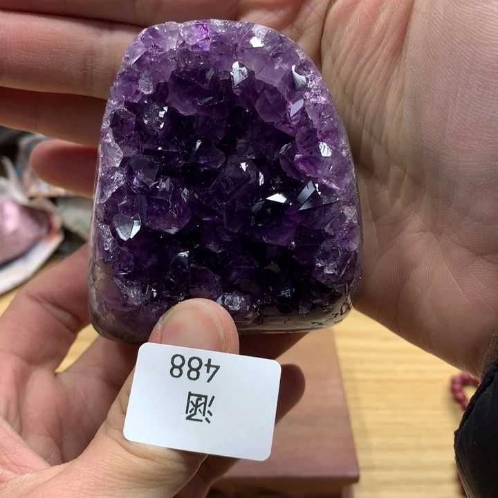 紫晶乌拉圭未镶嵌