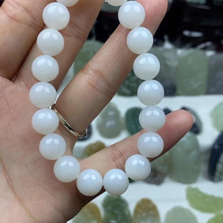 和田玉未镶嵌颈饰48