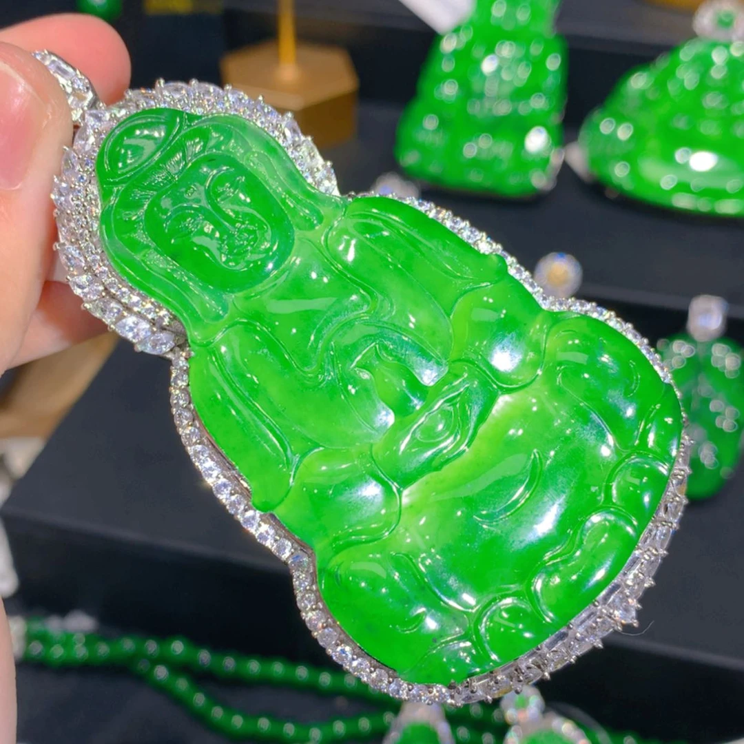 【闪购商品】翡翠颈饰未镶嵌24656565