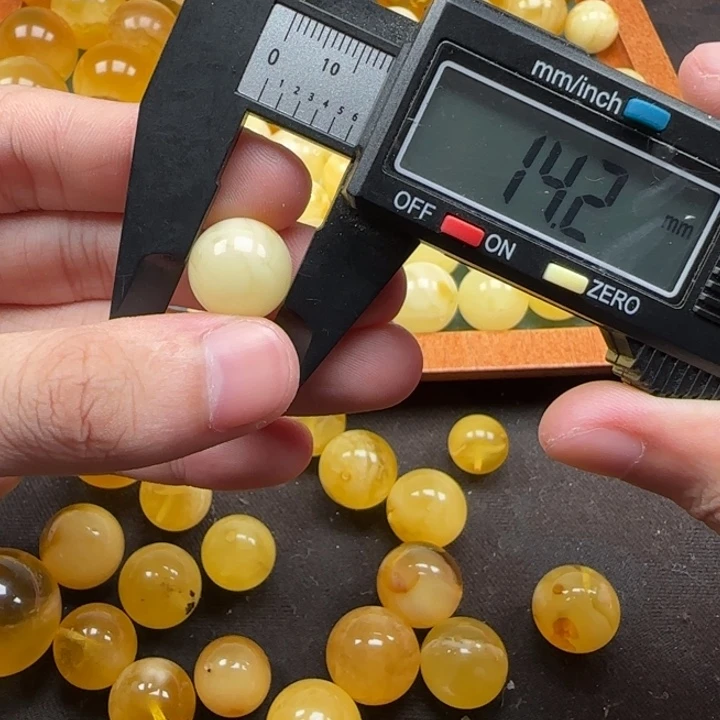 蜜蜡未镶嵌珠宝奇石天然39