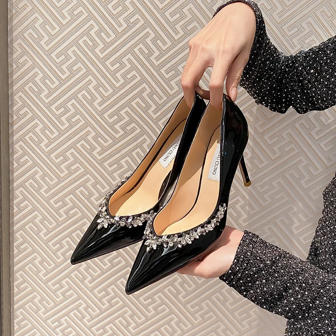 黑色新款链条水钻高跟鞋女细跟尖头气质法式单鞋一字带包头凉鞋宴