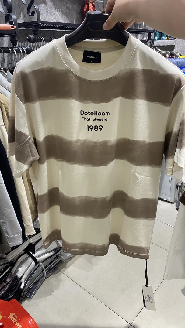 2025年新款男士T恤短袖简约百搭高质量