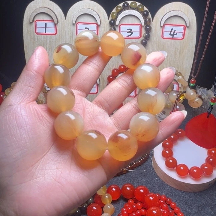 鑫***理鹿骨吊坠2.0。  156878899