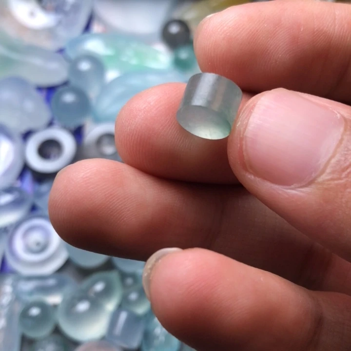 定制翡翠未镶嵌挂件
